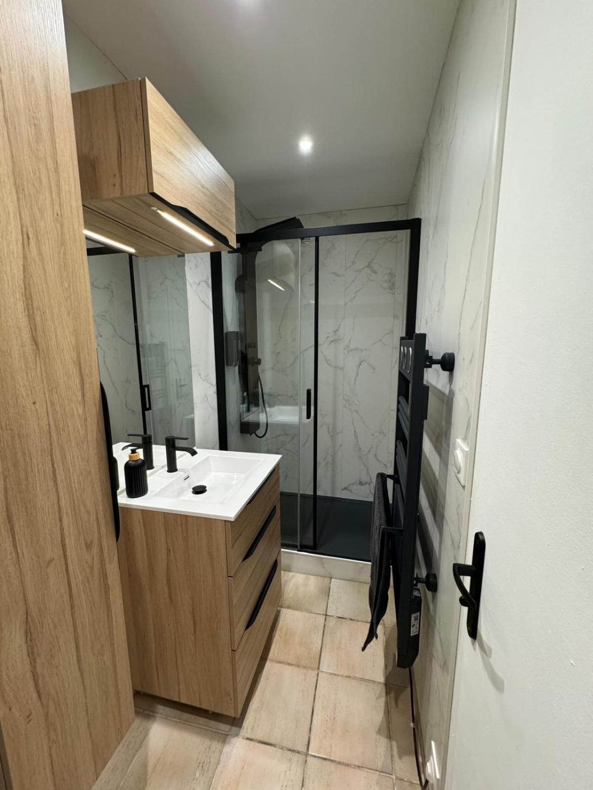 Charmant Appartement En Hypercentre De Castelnaudary Buitenkant foto